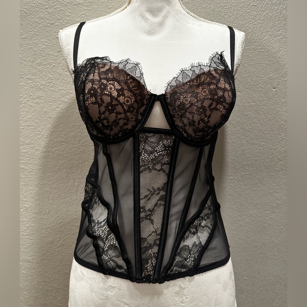 VS Lace Corset